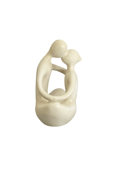 cozy-furniture-homewares-decorative-giftware-pieces-intimate-couple-sculpture